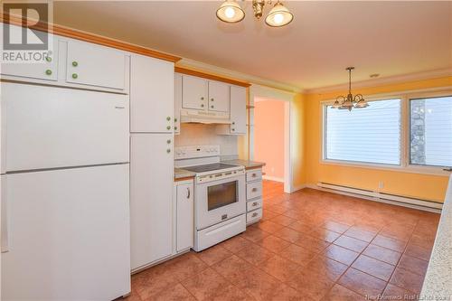 157 Rue Louis De Lanteigne Street, Caraquet, NB - Indoor Photo Showing Kitchen