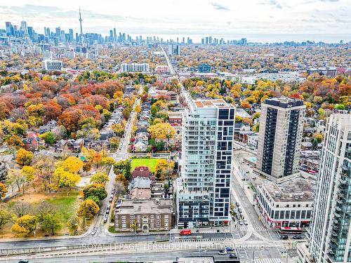 301-501 St. Clair Ave W, Toronto, ON - Outdoor With View