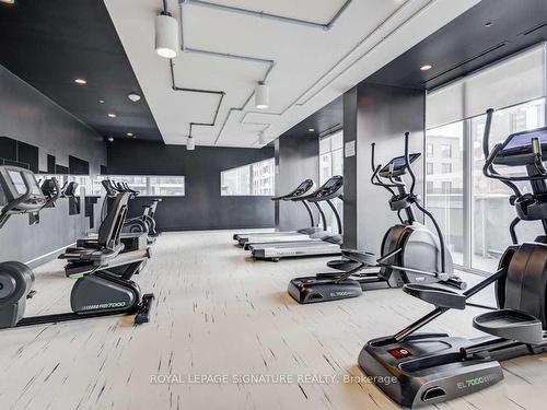 1601-68 Shuter St, Toronto, ON - Indoor Photo Showing Gym Room