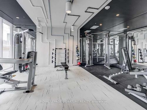 1601-68 Shuter St, Toronto, ON - Indoor Photo Showing Gym Room