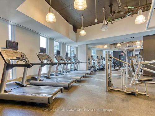 807-70 Queens Wharf Rd, Toronto, ON - Indoor Photo Showing Gym Room