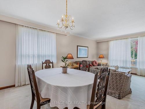 464 Scarborough Golf Club Rd, Toronto, ON - Indoor Photo Showing Dining Room