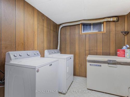 464 Scarborough Golf Club Rd, Toronto, ON - Indoor Photo Showing Laundry Room