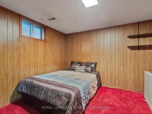 464 Scarborough Golf Club Rd, Toronto, ON - Indoor Photo Showing Bedroom