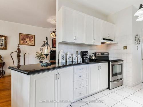 23A Fourteenth St, Toronto, ON - Indoor Photo Showing Kitchen