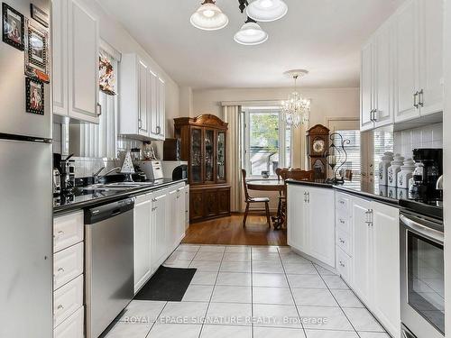 23A Fourteenth St, Toronto, ON - Indoor Photo Showing Kitchen