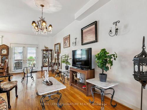 23A Fourteenth St, Toronto, ON - Indoor Photo Showing Living Room