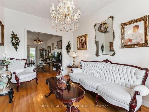 23A Fourteenth St, Toronto, ON - Indoor Photo Showing Living Room