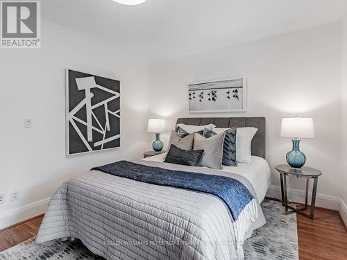 16 Taunton Road, Toronto, ON - Indoor Photo Showing Bedroom