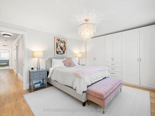 23 Hutton Cres, Caledon, ON - Indoor Photo Showing Bedroom