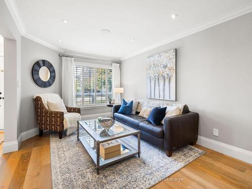 23 Hutton Cres, Caledon, ON - Indoor Photo Showing Living Room