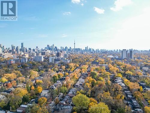 617 - 280 Howland Avenue, Toronto, ON - Outdoor With View