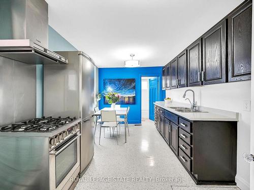 19 Ferrie St E, Hamilton, ON - Indoor Photo Showing Kitchen With Double Sink