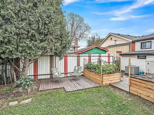 19 Ferrie St E, Hamilton, ON - Outdoor With Deck Patio Veranda