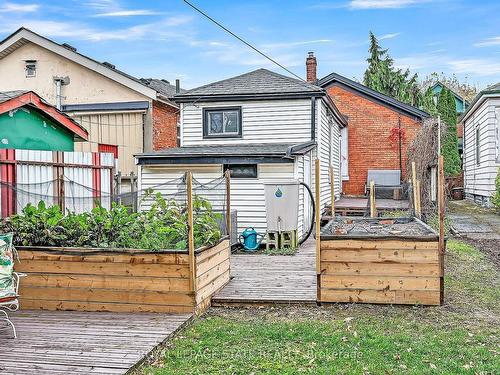 19 Ferrie St E, Hamilton, ON - Outdoor With Deck Patio Veranda