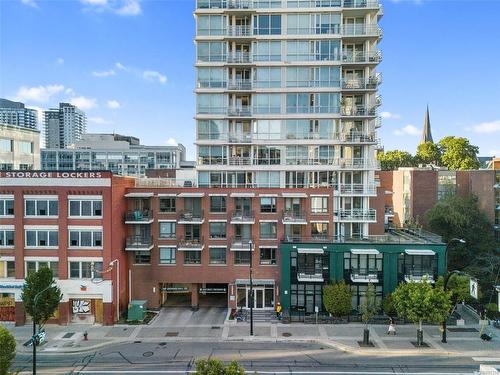 308-834 Johnson St, Victoria, BC - Outdoor With Facade