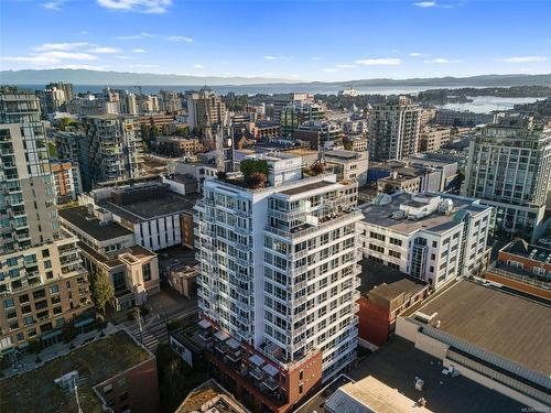 308-834 Johnson St, Victoria, BC - Outdoor With View