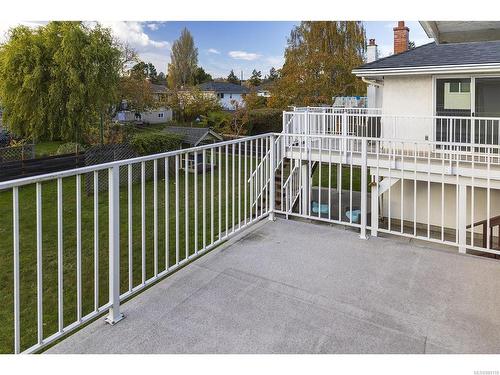 3210 Aldridge St, Saanich, BC 