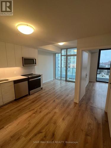 60 Frederick Street, Kitchener, ON - Indoor Photo Showing Kitchen