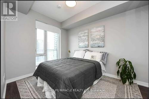 1516 - 2520 Eglinton Avenue W, Mississauga, ON - Indoor Photo Showing Bedroom