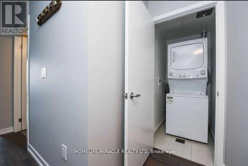 1516 - 2520 Eglinton Avenue W, Mississauga, ON - Indoor Photo Showing Laundry Room