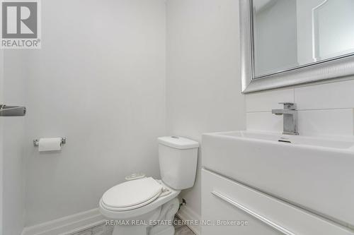 119 Madoc Drive, Brampton, ON - Indoor Photo Showing Bathroom