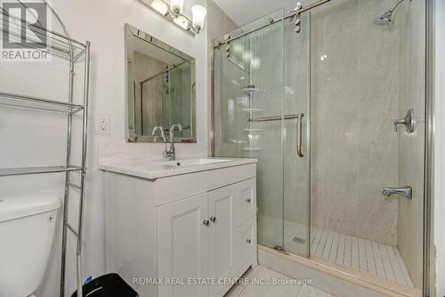 119 Madoc Drive, Brampton, ON - Indoor Photo Showing Bathroom