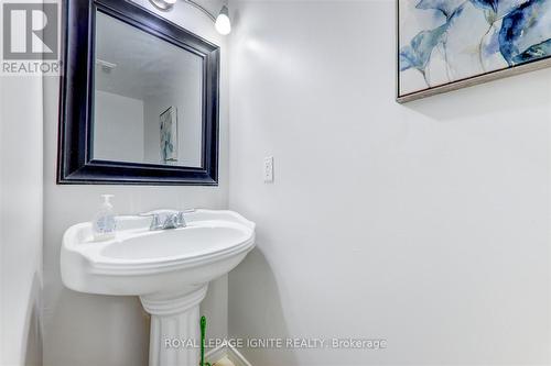 149 - 10 Livonia Place, Toronto, ON - Indoor Photo Showing Bathroom