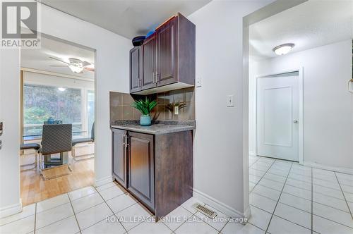 149 - 10 Livonia Place, Toronto, ON - Indoor Photo Showing Kitchen