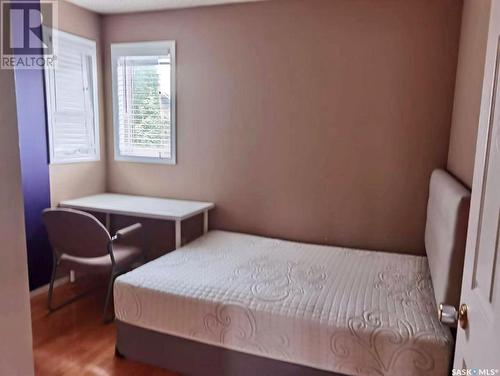 311 Lakeshore Court, Saskatoon, SK - Indoor Photo Showing Bedroom