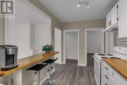 25 Francis Street, Kingston (Central City West), ON - Indoor Photo Showing Kitchen