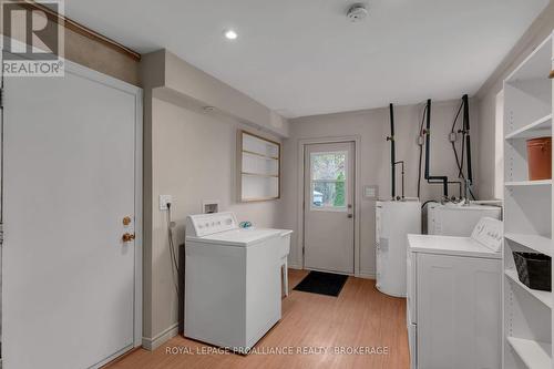 25 Francis Street, Kingston (Central City West), ON - Indoor Photo Showing Laundry Room