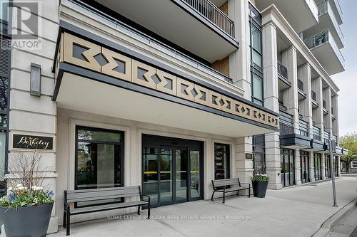 203 - 2025 Maria Street, Burlington, ON - Outdoor