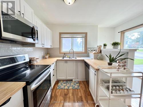 385 Dufferin Avenue, Belleville, ON - Indoor Photo Showing Kitchen