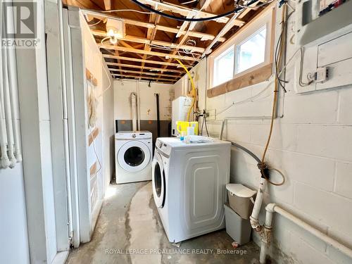 385 Dufferin Avenue, Belleville, ON - Indoor Photo Showing Laundry Room