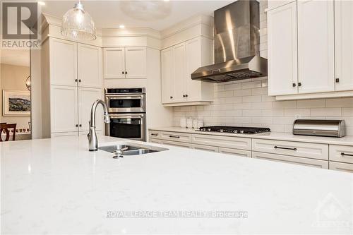 342 Pinehill Road, North Grenville, ON - Indoor Photo Showing Kitchen With Double Sink With Upgraded Kitchen