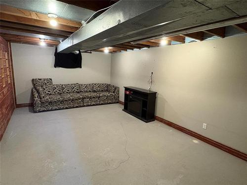 68 5Th Street Ne, Hamiota, MB - Indoor Photo Showing Basement