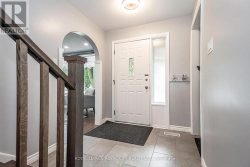 236 Ironwood Road, Guelph, ON - Indoor Photo Showing Other Room