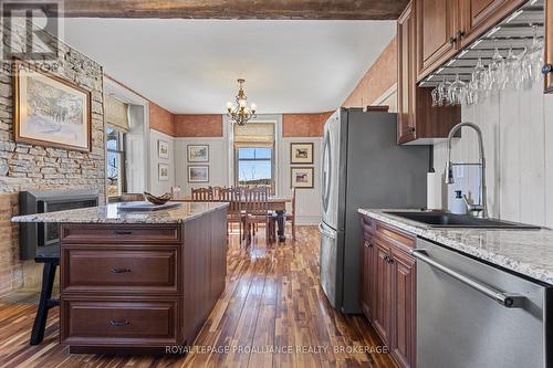 2478 Middle Road, Kingston (City North Of 401), ON - Indoor Photo Showing Kitchen With Upgraded Kitchen