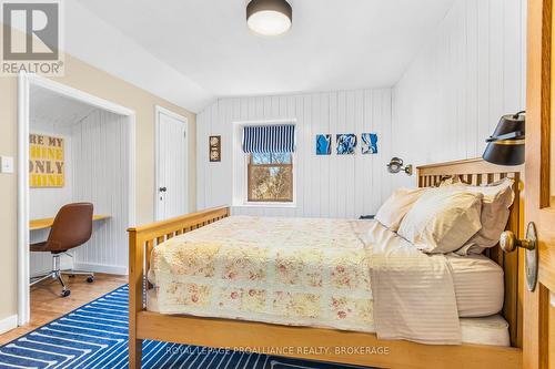 2478 Middle Road, Kingston (City North Of 401), ON - Indoor Photo Showing Bedroom