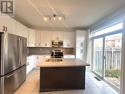 1285 Jezero Crescent, Oakville, ON - Indoor Photo Showing Kitchen With Stainless Steel Kitchen