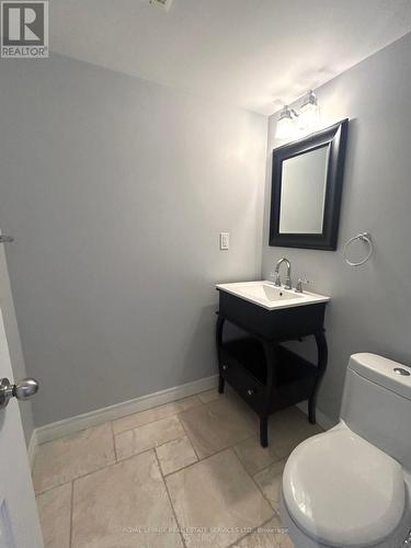 1285 Jezero Crescent, Oakville, ON - Indoor Photo Showing Bathroom