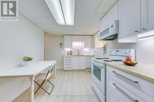 4 - 63 High Park Boulevard, Toronto, ON - Indoor Photo Showing Kitchen