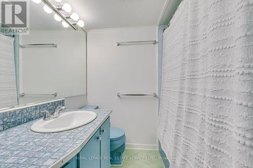 4 - 63 High Park Boulevard, Toronto, ON - Indoor Photo Showing Bathroom