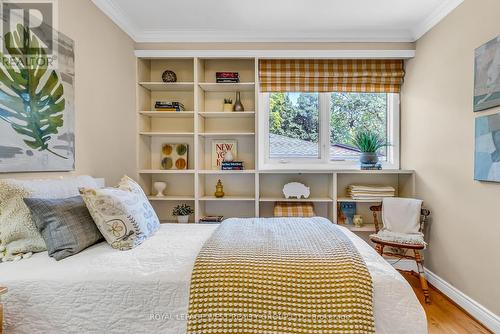 21 Boxbury Road, Toronto, ON - Indoor Photo Showing Bedroom