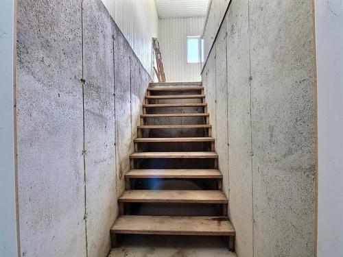 Staircase - 12 Boul. Bernard, Saint-Éphrem-De-Beauce, QC - Indoor Photo Showing Other Room