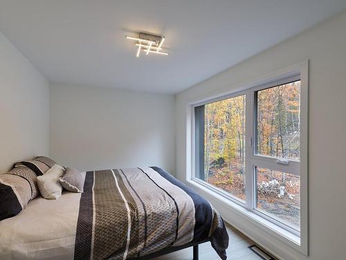 Chambre Ã  coucher principale - 80 Ch. Du Domaine-Forget, Saint-Donat, QC - Indoor Photo Showing Bedroom