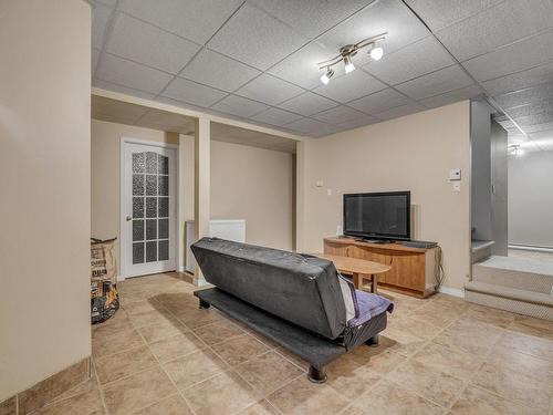 Family room - 22 Place Philippe, Saint-Lambert-De-Lauzon, QC - Indoor Photo Showing Other Room