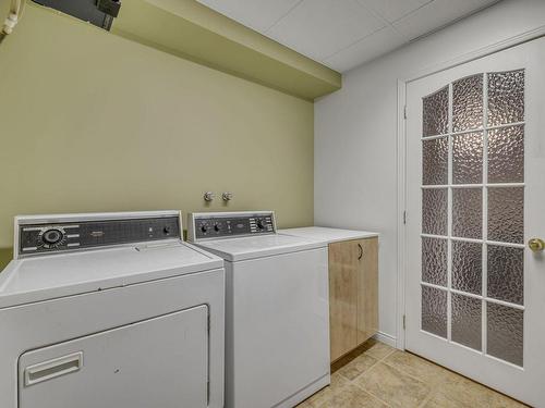 Laundry room - 22 Place Philippe, Saint-Lambert-De-Lauzon, QC - Indoor Photo Showing Laundry Room