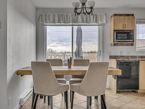 Dining room - 22 Place Philippe, Saint-Lambert-De-Lauzon, QC - Indoor Photo Showing Dining Room